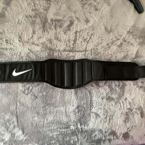 Nike Training Weightlifting Belt - Black Padded Lumbar Support Gym Belt